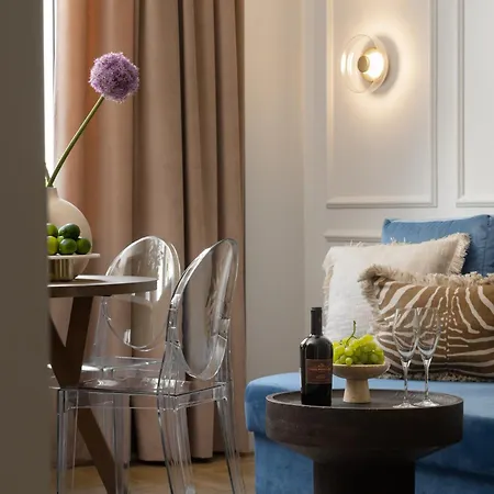 Movo Selected Old Town