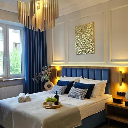 Movo Selected Old Town